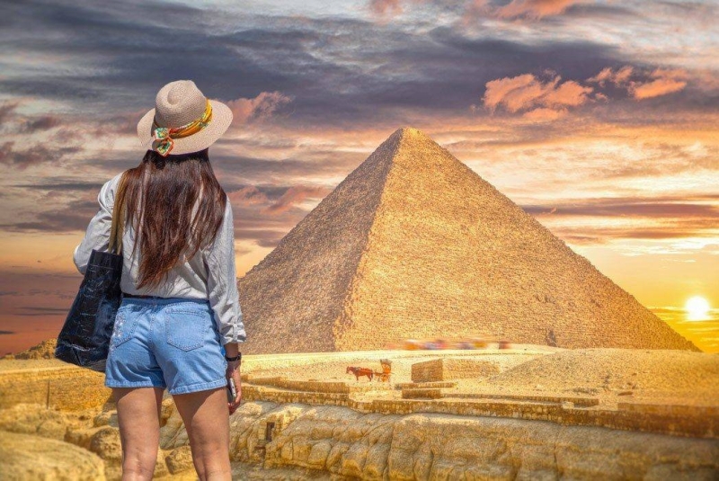 Pyramids of Egypt 